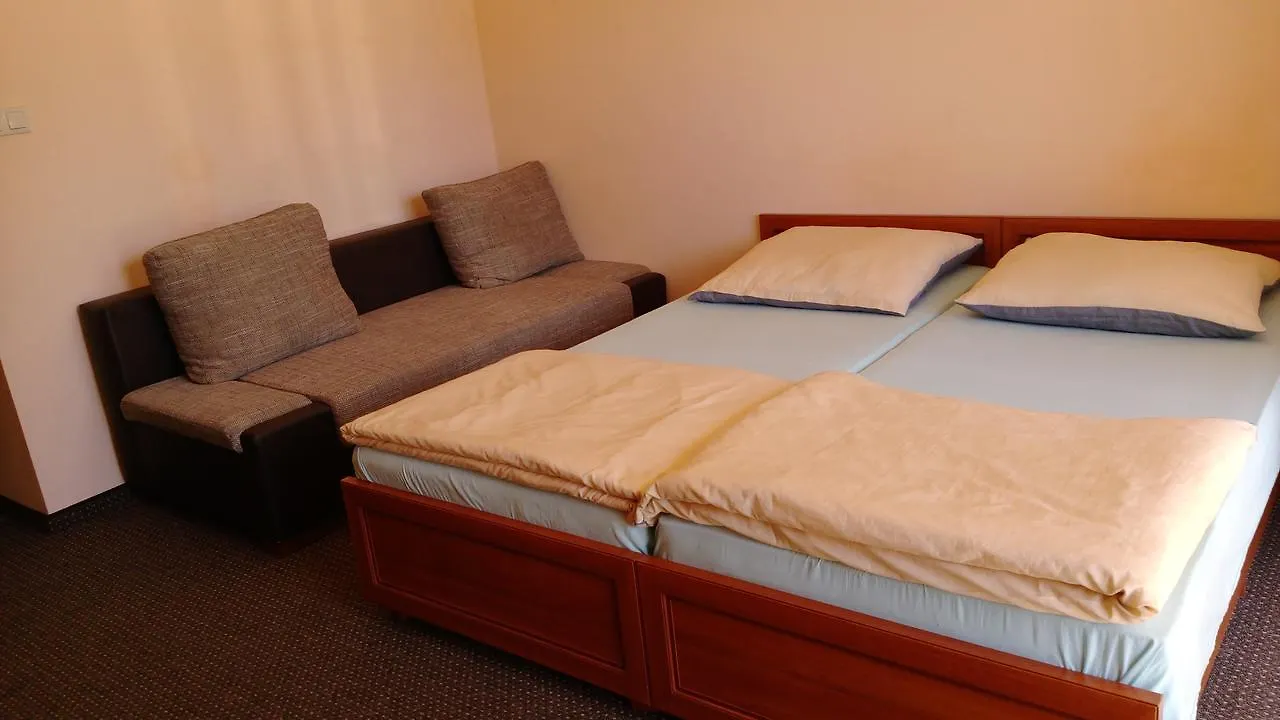 Bed & Breakfast Dw Fantazja Kolobrzeg